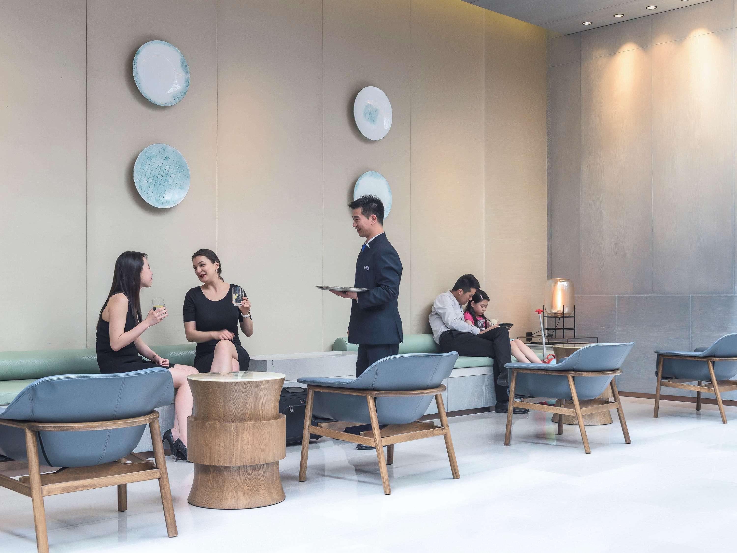 Novotel Shanghai Clover Exteriér fotografie